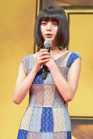 『億男』完成披露試写会に登壇した池田エライザ