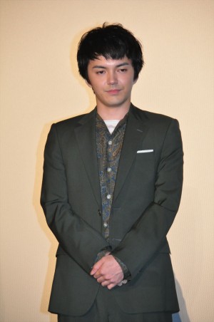 『コーヒーが冷めないうちに』初日舞台挨拶に登壇した林遣都