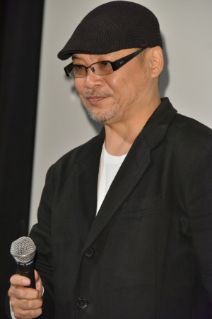 映画『純平、考え直せ』初日舞台挨拶に登壇した森岡利行監督