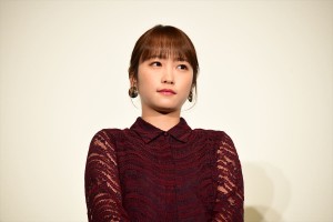 映画『恋のしずく』完成披露舞台挨拶イベントに登壇した川栄李奈