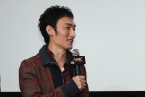 『ムタフカズ』完成披露イベントに登壇した草なぎ剛