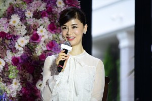 「CELEBRATE 18FW COLLECTION of FLORALE by Triumph」に出席した大地真央