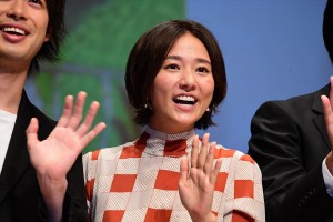 映画『体操しようよ』完成披露舞台挨拶に登壇した木村文乃