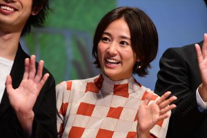 映画『体操しようよ』完成披露舞台挨拶に登壇した木村文乃