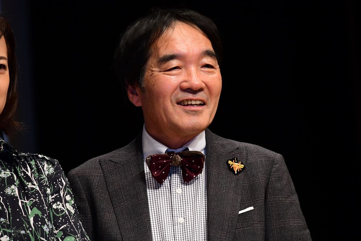 木村文乃、ラジオ体操“生実演”への歓声に照れ笑い