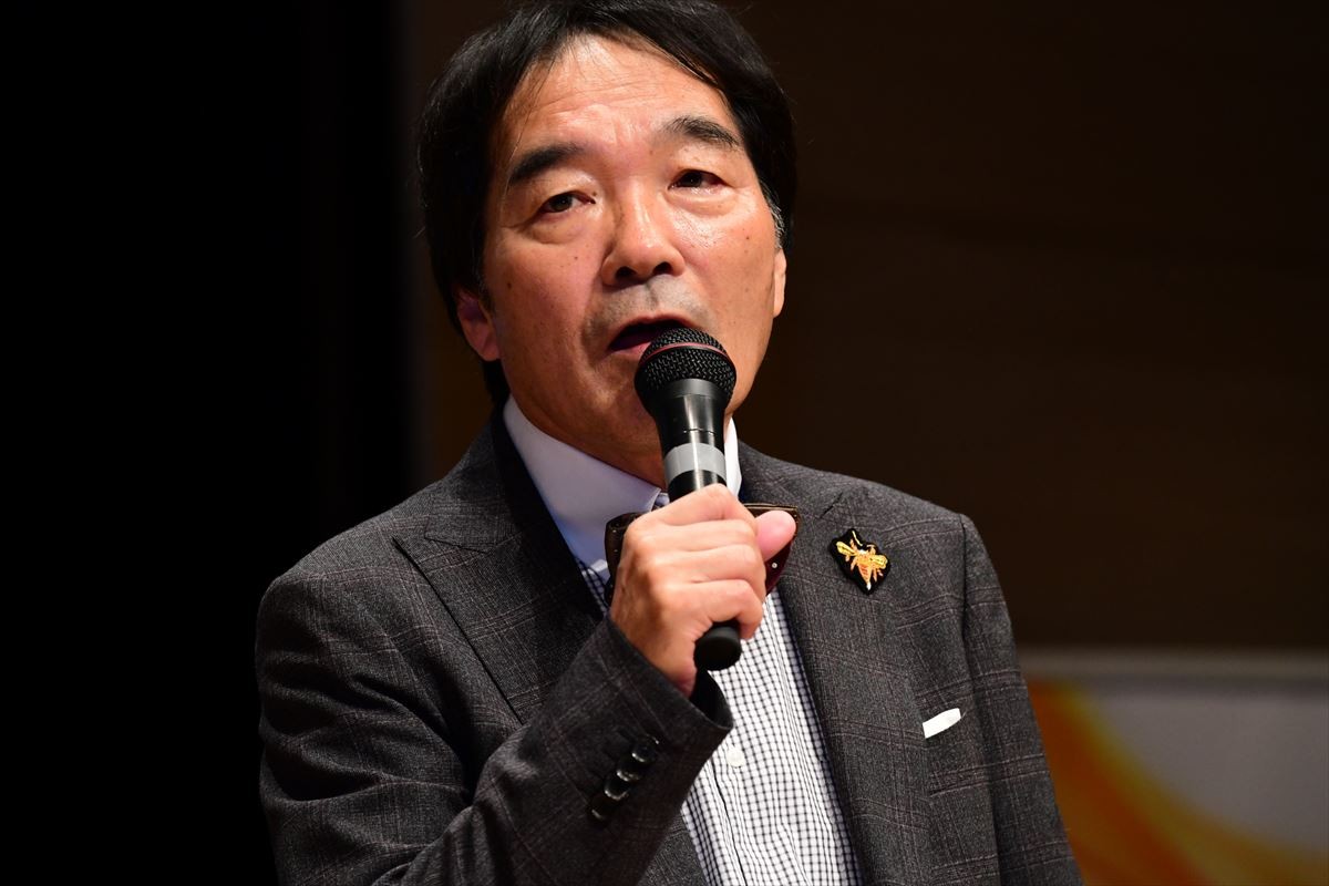 木村文乃、ラジオ体操“生実演”への歓声に照れ笑い