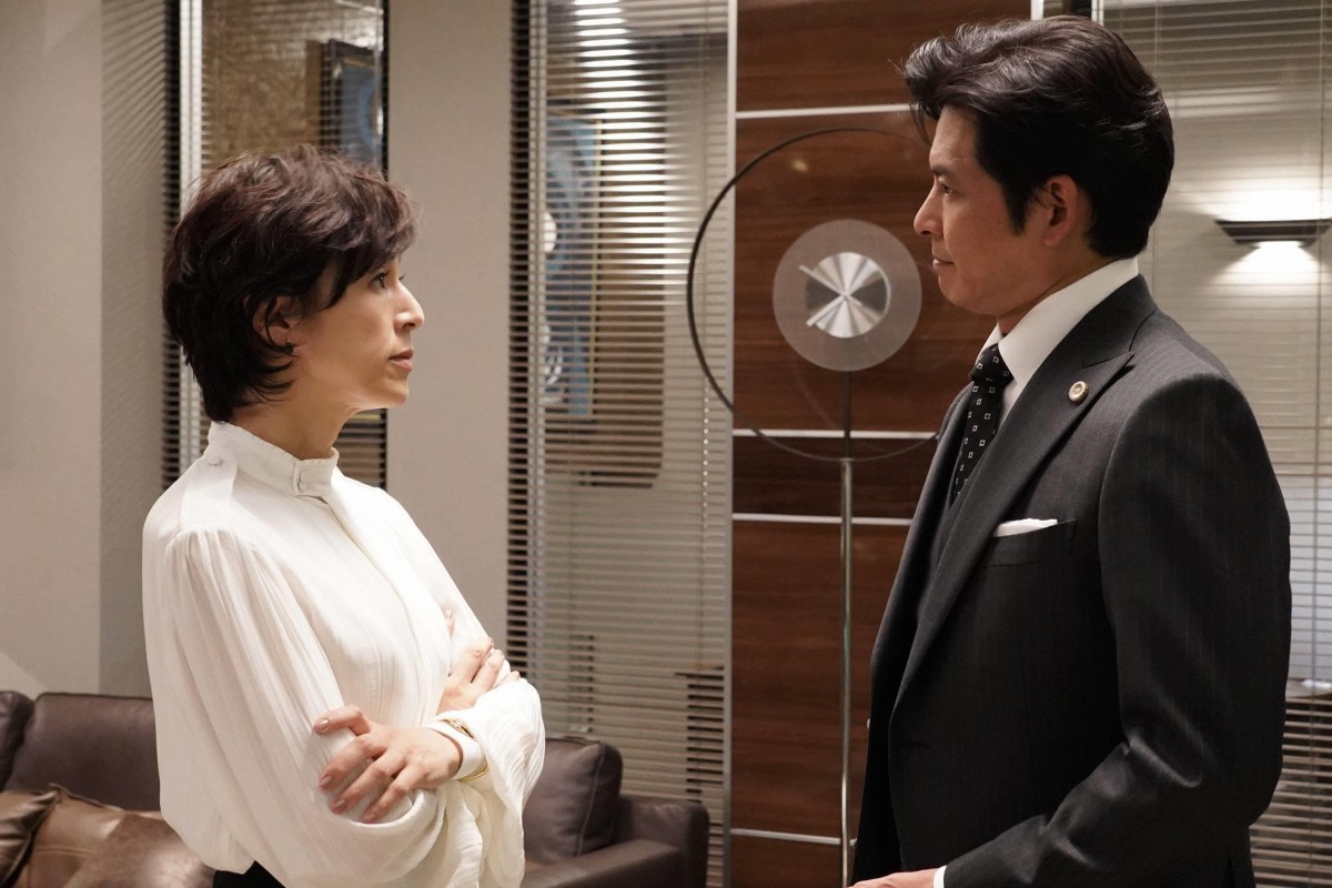 織田裕二×鈴木保奈美、27年ぶり共演の『SUITS／スーツ』2ショット解禁