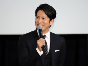 『散り椿』初日舞台挨拶に登壇した岡田准一