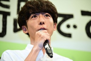 ドラマ『僕らは奇跡でできている』制作発表に登場した高橋一生