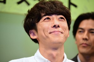 ドラマ『僕らは奇跡でできている』制作発表に登場した高橋一生