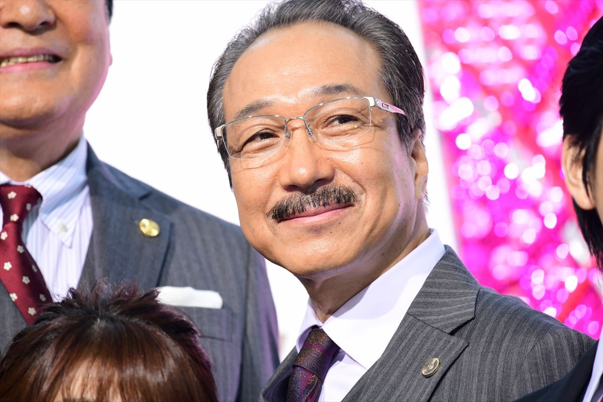「軽くてびっくり！」米倉涼子、吉田沙保里にお姫様抱っこされてご満悦
