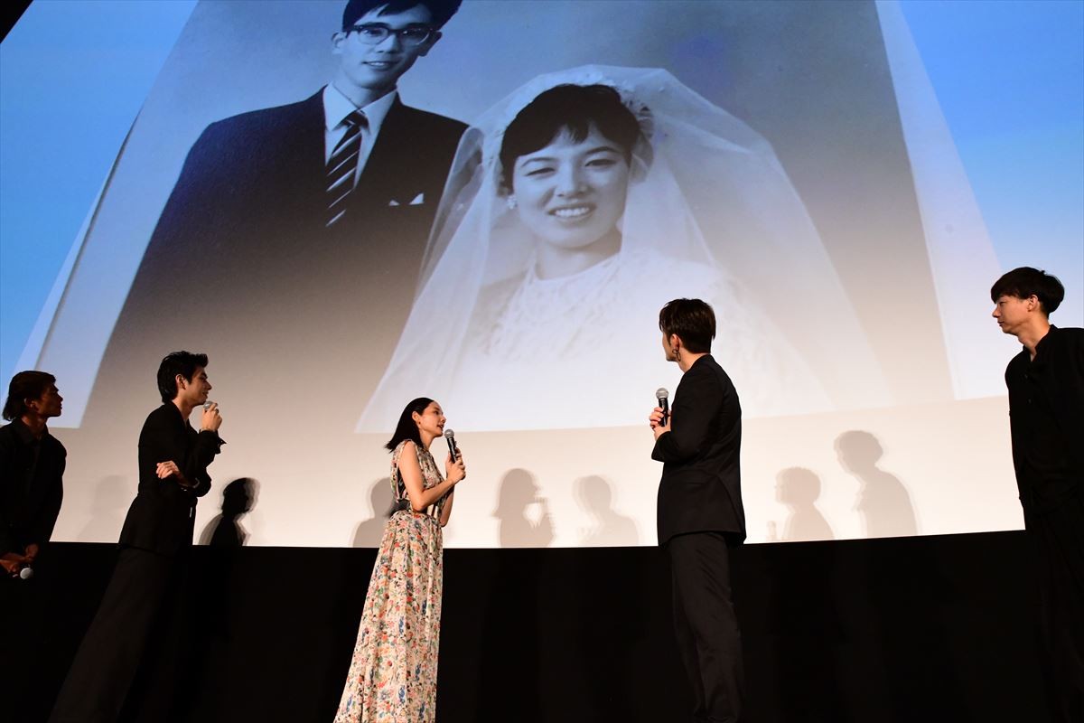 吉田羊、最も大切な写真を明かす「人を愛することを教えてもらった」