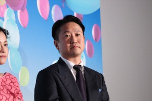 映画『オズランド 笑顔の魔法おしえます。』プレミア上映会に登壇した波多野貴文監督