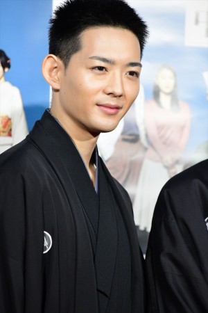 ドラマ10『昭和元禄落語心中』試写会に出席した竜星涼