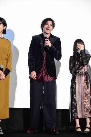 映画『あの頃、君を追いかけた』初日舞台挨拶に登壇した山田裕貴