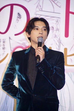 映画『あのコの、トリコ。』初日舞台挨拶に登壇した吉沢亮