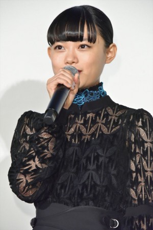 映画『パーフェクトワールド 君といる奇跡』公開記念舞台挨拶に登壇した杉咲花