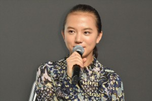 映画『デイアンドナイト』完成披露報告会見に登壇した清原果耶