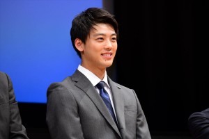 『下町ロケット』完成披露特別試写会＆舞台挨拶に登場した竹内涼真