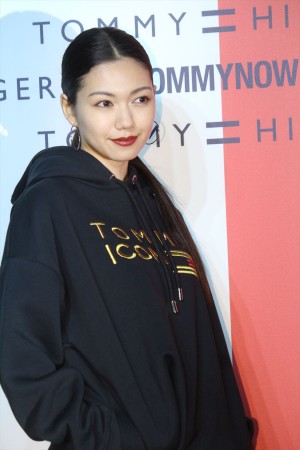 「TOMMY HILFIGER PRESENTS TOKYO ICONS」イベントに登場した二階堂ふみ