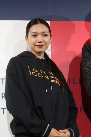 「TOMMY HILFIGER PRESENTS TOKYO ICONS」イベントに登場した二階堂ふみ