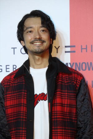 「TOMMY HILFIGER PRESENTS TOKYO ICONS」イベントに登場した金子ノブアキ