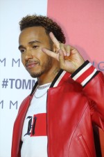 「TOMMY HILFIGER PRESENTS TOKYO ICONS」イベントに登場したルイス・ハミルトン