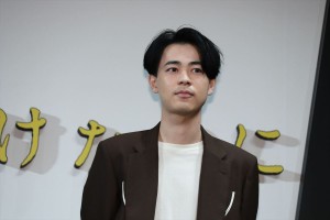 映画『スマホを落としただけなのに』完成披露試写会に出席した成田凌