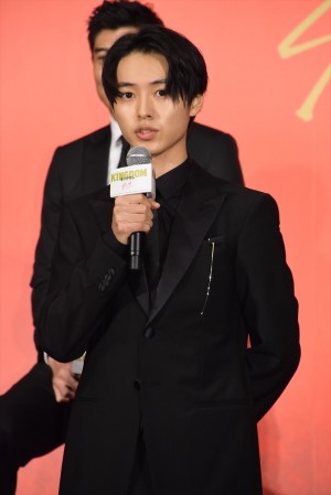 映画『キングダム』製作報告会見に登壇した山崎賢人