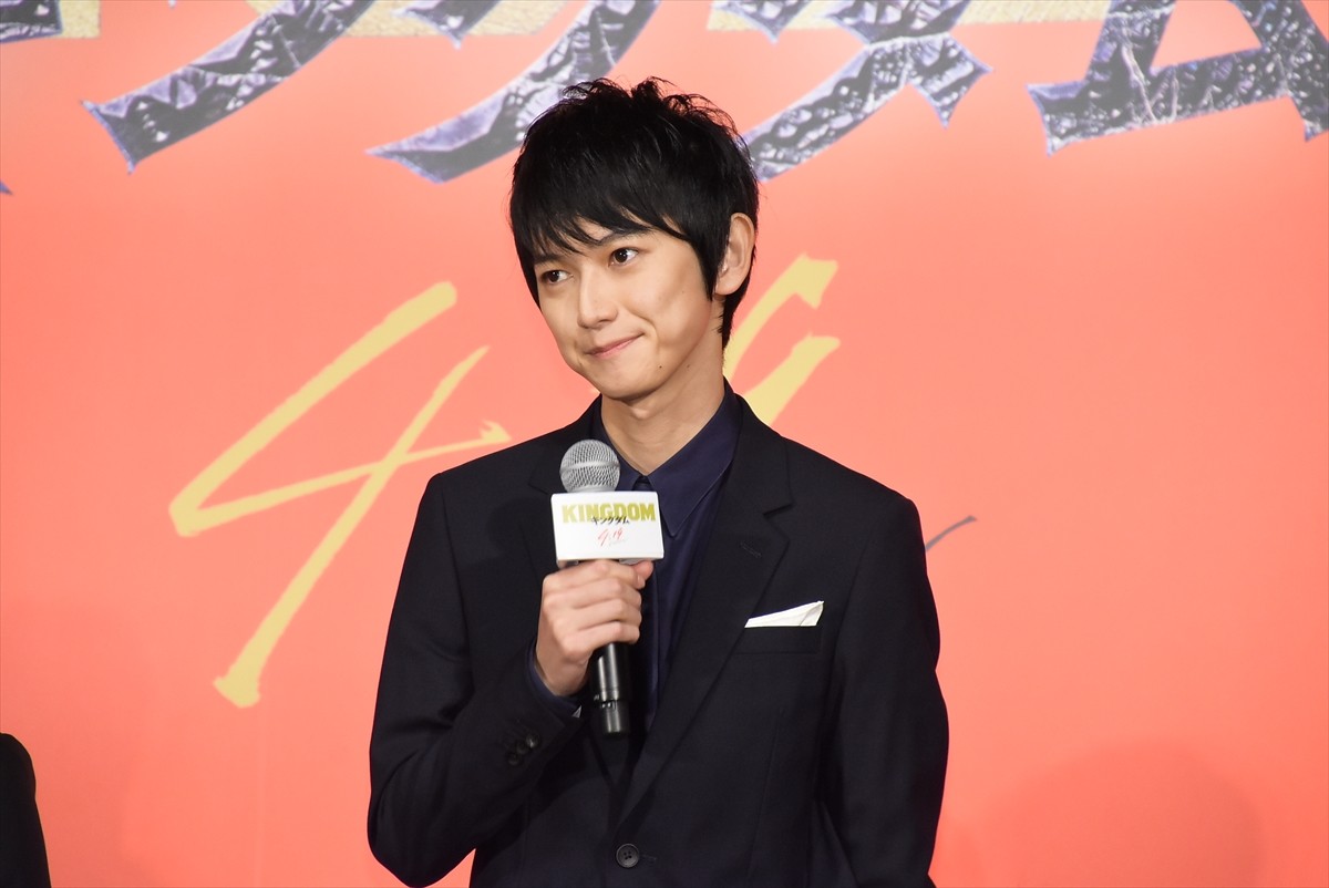 山崎賢人、映画『キングダム』で「死ぬ気」 吉沢亮、長澤まさみも出演