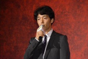 映画『キングダム』製作報告会見に登壇した佐藤信介監督