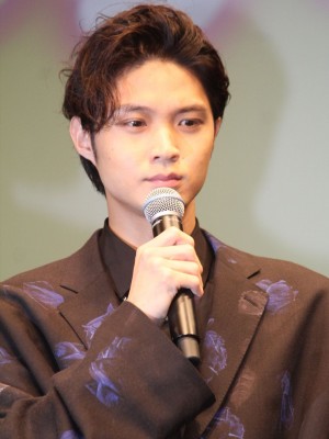 映画『ういらぶ。』完成披露試写会に登壇した磯村勇斗