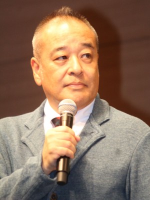 映画『ういらぶ。』完成披露試写会に登壇した佐藤祐市監督