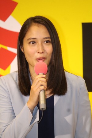 『ハラスメントゲーム』完成披露試写＆記者会見に登場した広瀬アリス