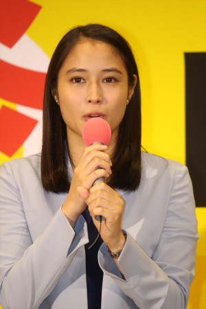 『ハラスメントゲーム』完成披露試写＆記者会見に登場した広瀬アリス