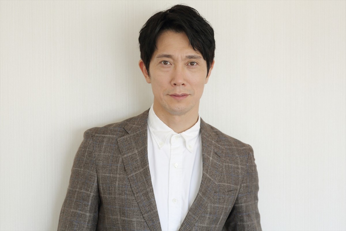 佐々木蔵之介、“黄昏世代”は「もうちょっと立派な大人と思いきや…」