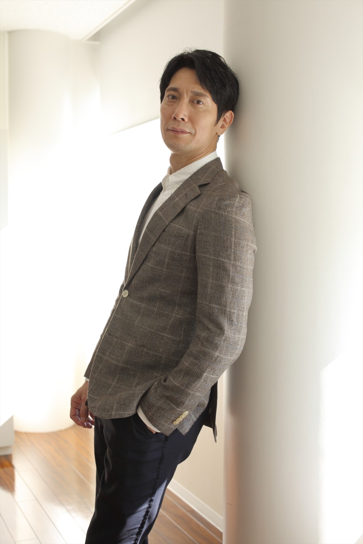 佐々木蔵之介、“黄昏世代”は「もうちょっと立派な大人と思いきや…」