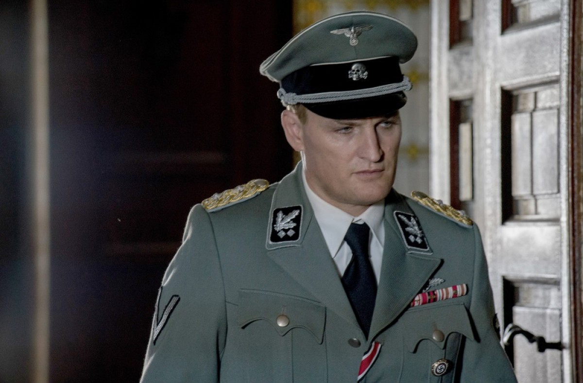 『ナチス第三の男』ハイドリヒの生き様が垣間見える場面写真一挙解禁