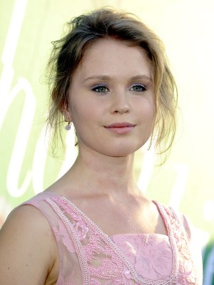 エリザ・スカンレン