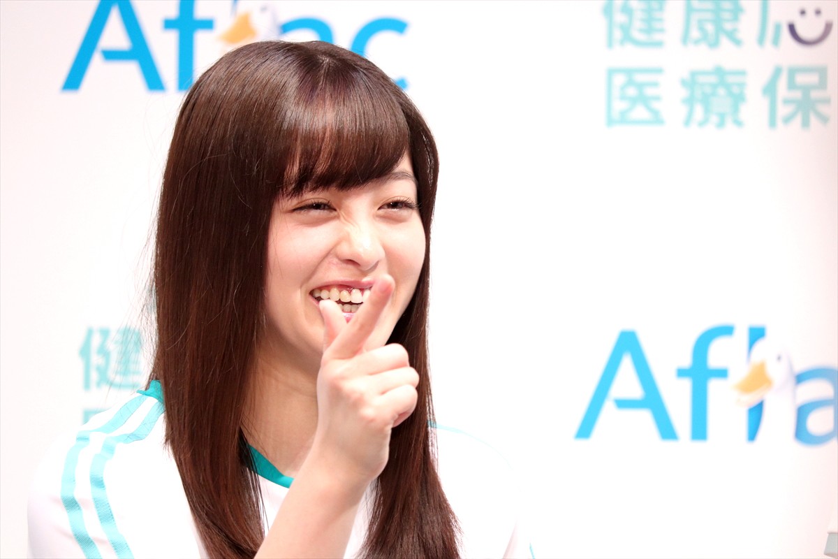 田中圭、橋本環奈のご褒美“あ～ん”に「恥ずかしい」と照れ笑い