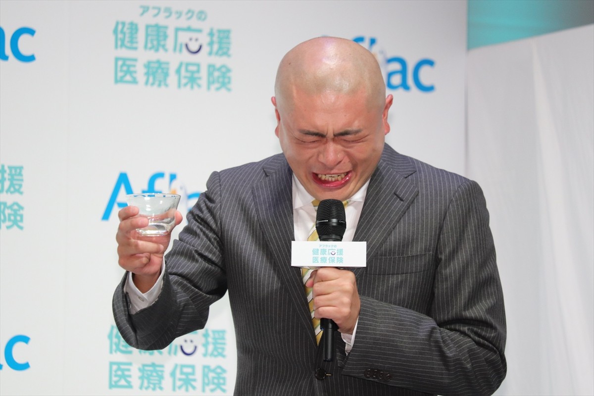 田中圭、橋本環奈のご褒美“あ～ん”に「恥ずかしい」と照れ笑い