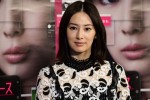 土曜ドラマ『フェイクニュース』試写会に登場した北川景子