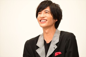 映画『走れ！T校バスケット部』プレミア試写会に登場した志尊淳