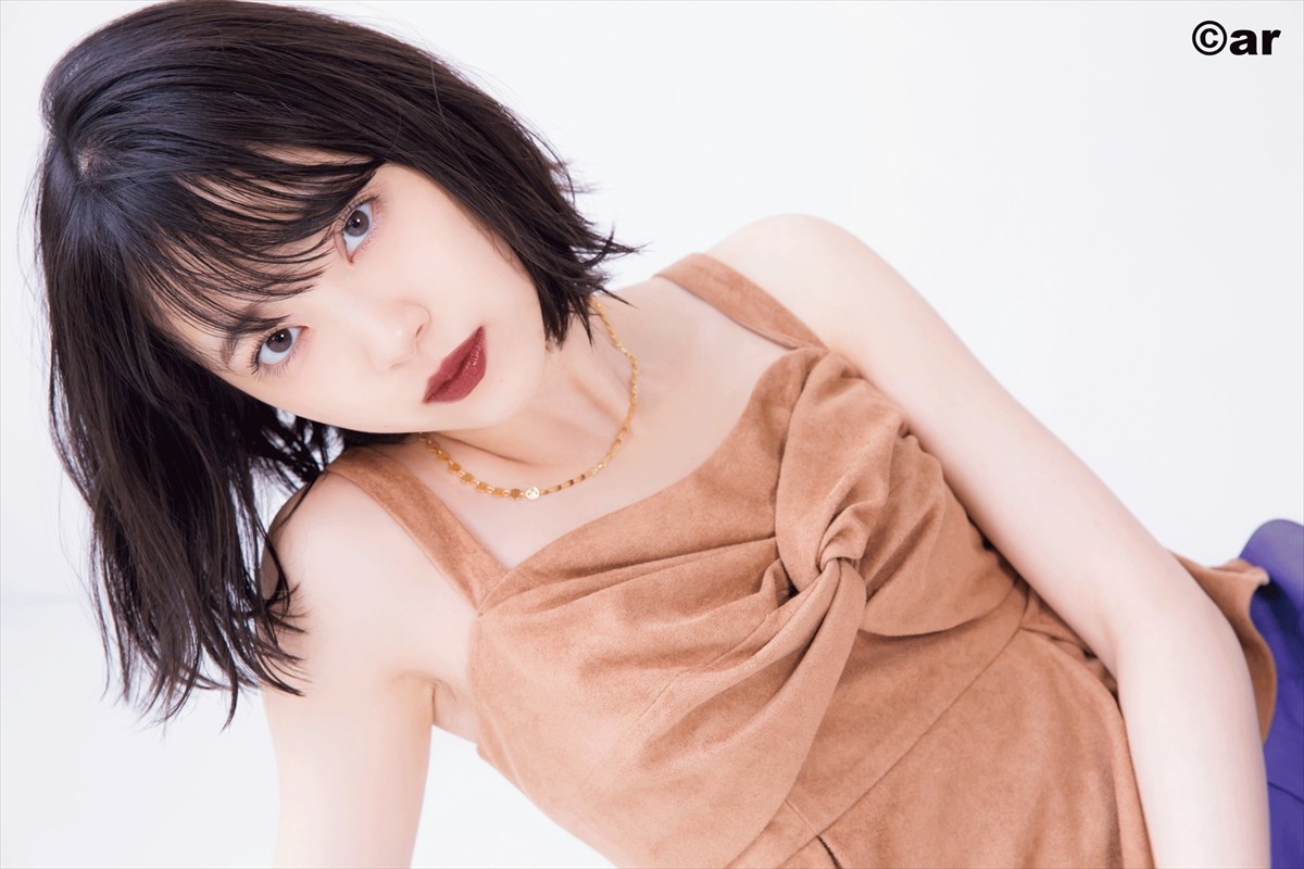 武井咲、復帰後初の雑誌カバー！ 変わらぬ美貌と透明感