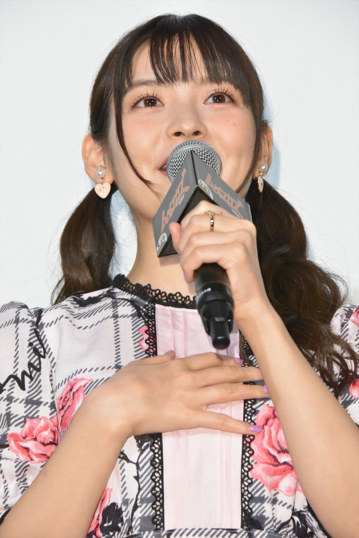 草なぎ剛、出演アニメ映画のUSA進出を“いいねダンス”で祝福