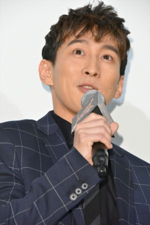 映画『ムタフカズ』初日舞台挨拶に登壇した成河