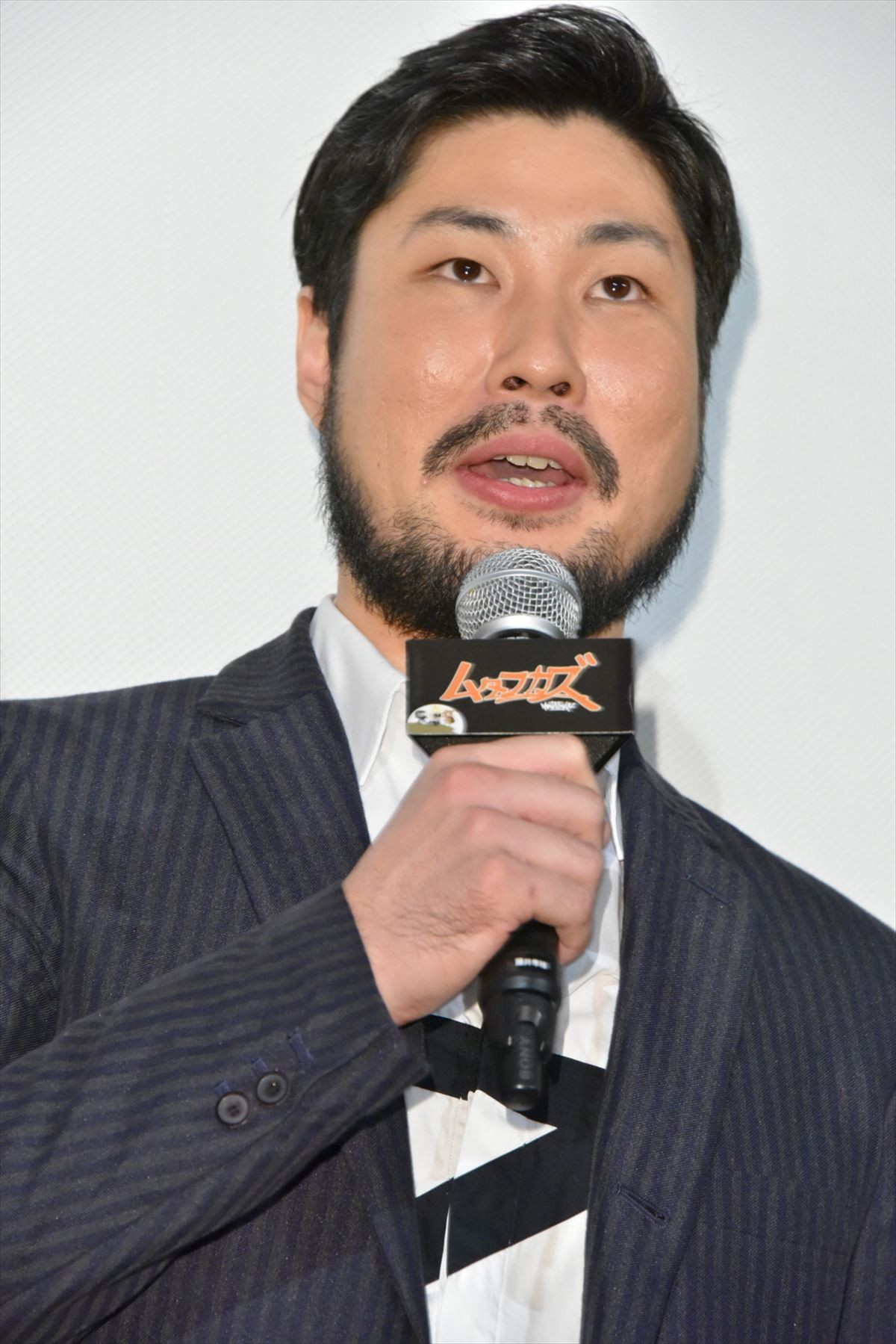 草なぎ剛、出演アニメ映画のUSA進出を“いいねダンス”で祝福