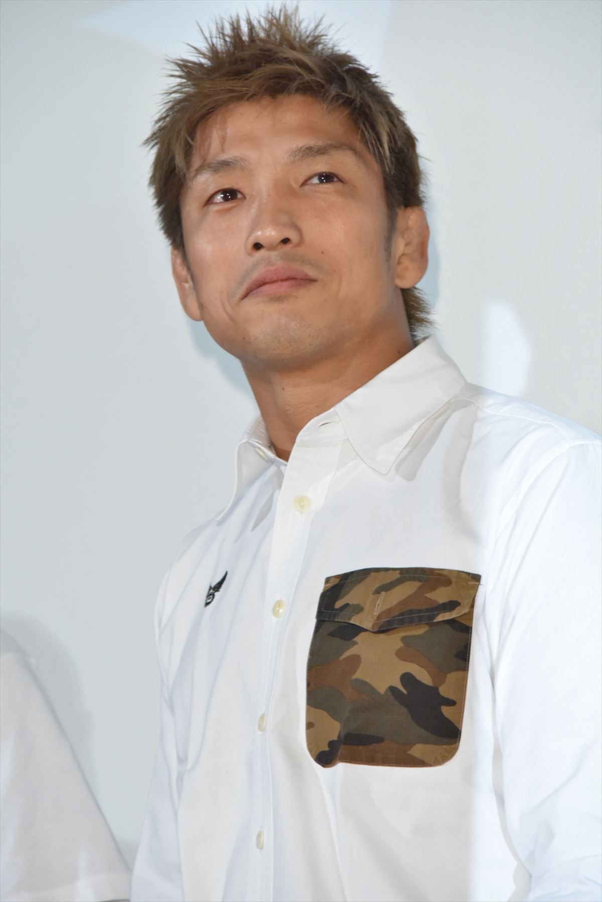 草なぎ剛、出演アニメ映画のUSA進出を“いいねダンス”で祝福