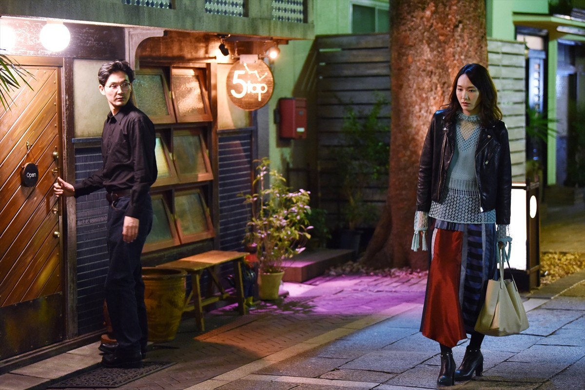 新垣結衣のポニーテール＆スーツ姿が大人気！ 『獣になれない私たち』第2話