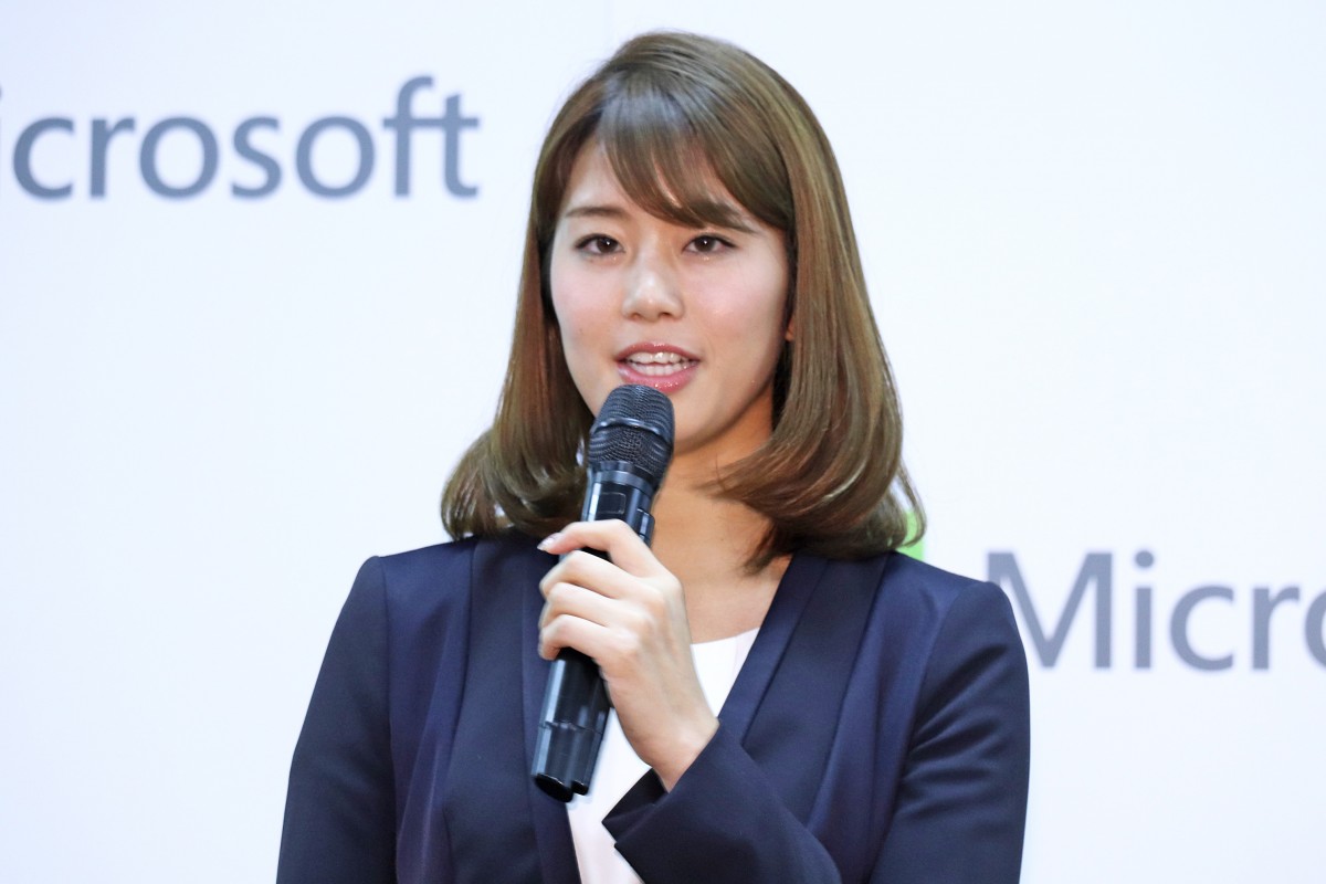 稲村亜美、パンツスーツ姿で神スイング「少し新鮮ですね」　【PR】